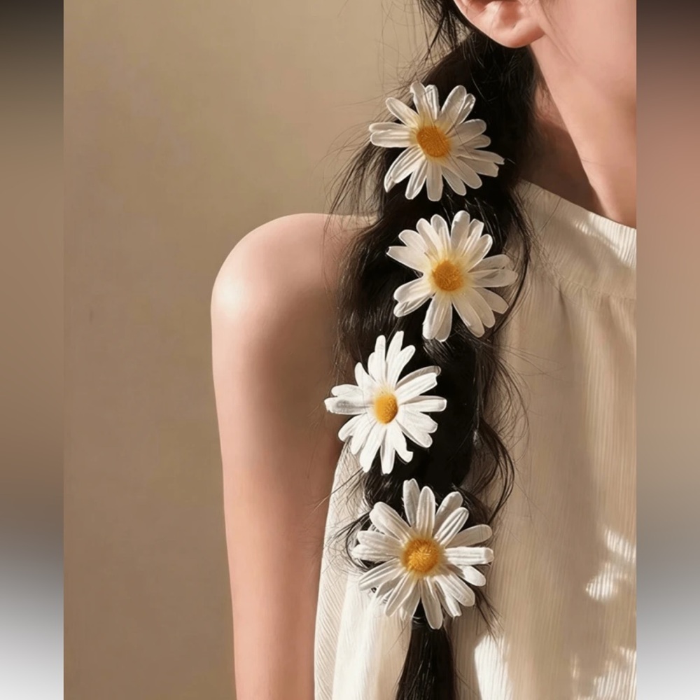 White Daisy Hair Clips - Floral Women Accessories